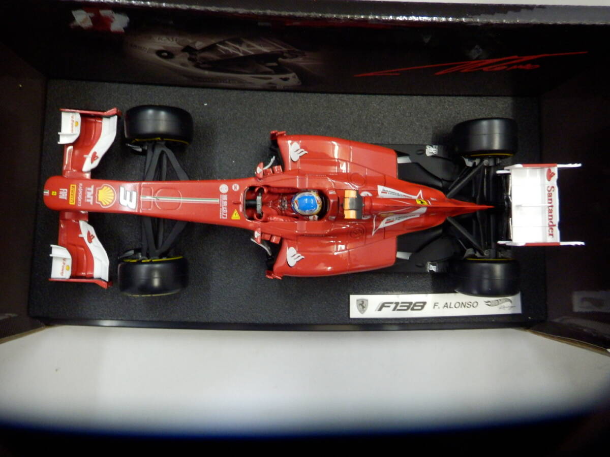 Hot WHeeLS Racing ホットウィール フェラーリ F-1 2013 F138 F.アロンソ(ドライバー付) [BCK14] 1/18 Ferrariの画像3