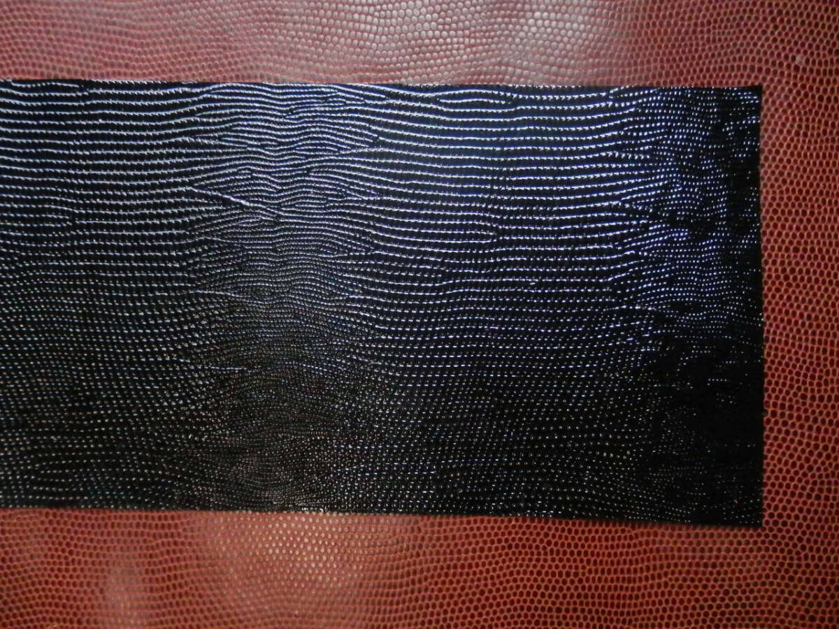 山羊・ゴート革 エナメル加工 リザード型押し 縦模様 ブラック ビリヤード 本革 レザー グリップ の画像7