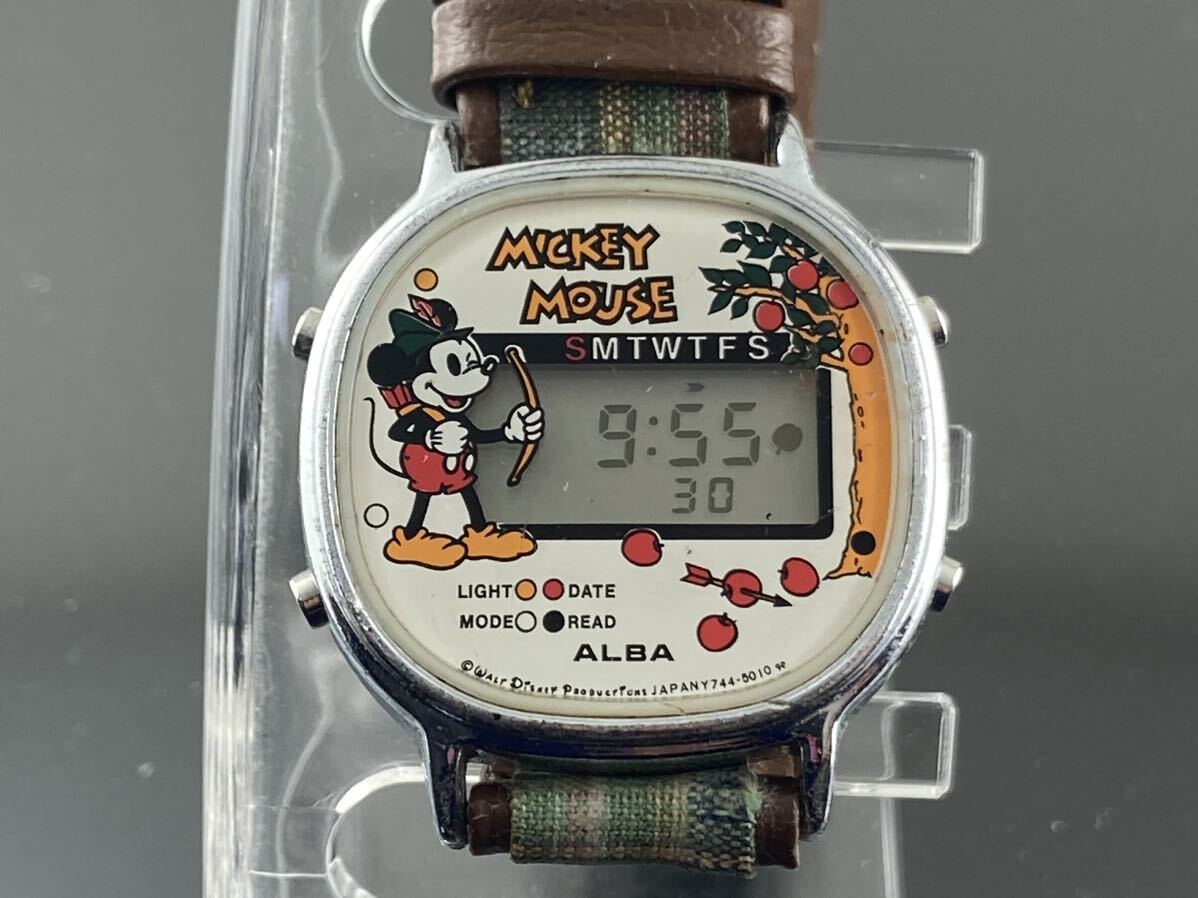 [M002]1円～☆メンズレディース腕時計 SEIKO ALBA ディズニーミッキーマウス Y744-5000動作品