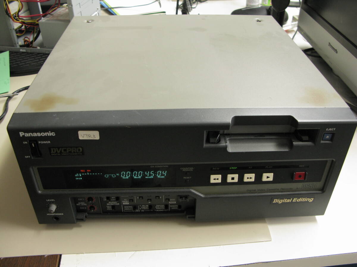  Panasonic *DVCPRO AJ-D650 Digital Video Cassette Recorder цифровой видео кассета магнитофон *Panasonic Digital Editing