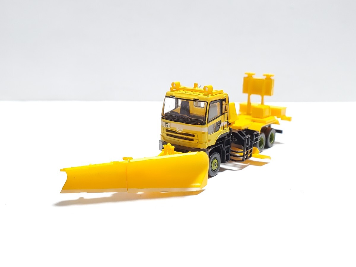 高速道路仕様 除雪車 UDトラックス クオン 岩崎工業 品番 096 トラコレ トミーテック TOMYTEC THE トラックコレクション 第8弾_画像1