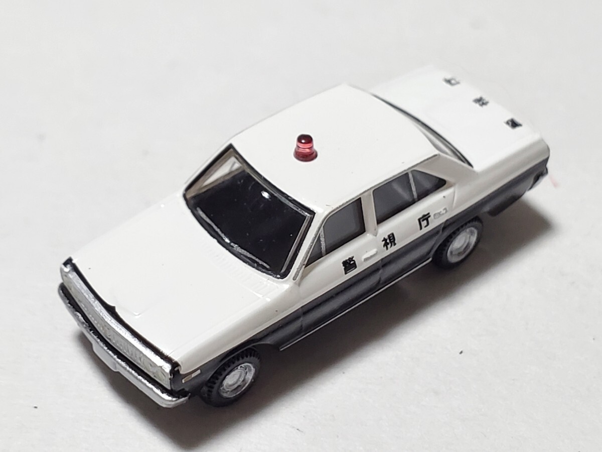 セドリック パトカー 130系 日産 NISSAN CEDRIC 警視庁 カーコレ 150 カーコレクション 第10弾 新旧 高級 セダン 編 トミーテック TOMYTECの画像6