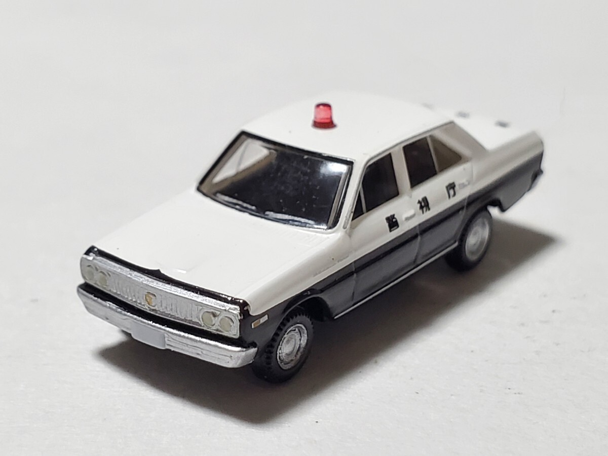 セドリック パトカー 130系 日産 NISSAN CEDRIC 警視庁 カーコレ 150 カーコレクション 第10弾 新旧 高級 セダン 編 トミーテック TOMYTECの画像2