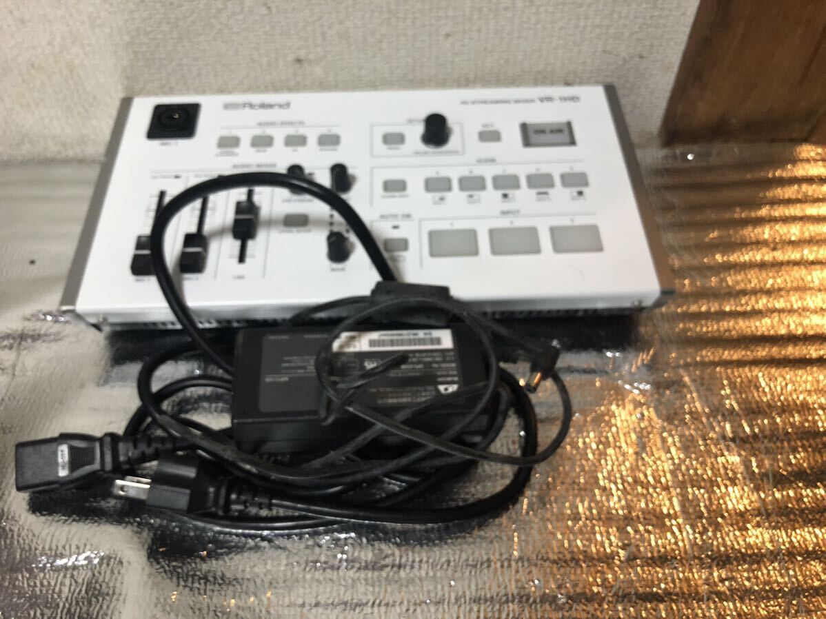 ( free shipping )*Roland Roland AV STREAMING MIXER -stroke Lee ming mixer VR-1HD * operation verification ending., charger equipped 