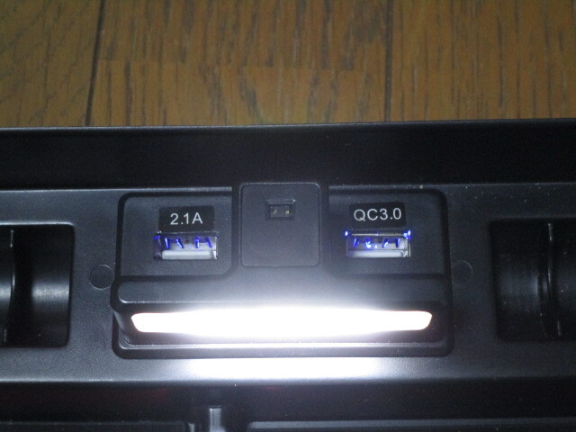  share style Alphard / Vellfire 30 series inner console tray USB/ coin holder / sensor LED function storage case tray 
