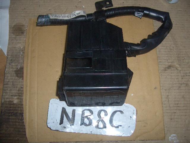  Roadster G front -NB8C fuse box 80820