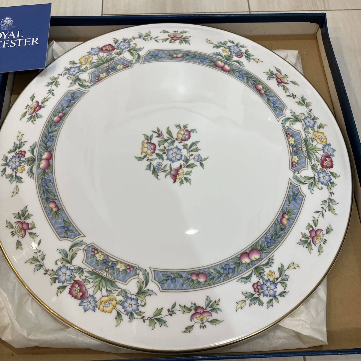 ロイヤルウースター ROYAL WORCESTER ケーキ皿 大皿 プレート 京都ホテル開業記念品 花柄 花絵 記念品食器 28cm アンティーク 1円の画像2