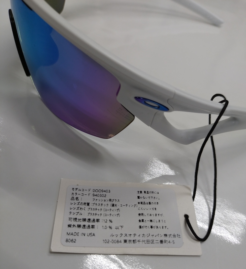 ☆新商品☆オークリー☆OAKLEY☆サングラス ☆SPHAERA(スフィエラ)☆940302☆正規品☆未使用☆プリズム　サファイア　ポラロイズド☆_画像4