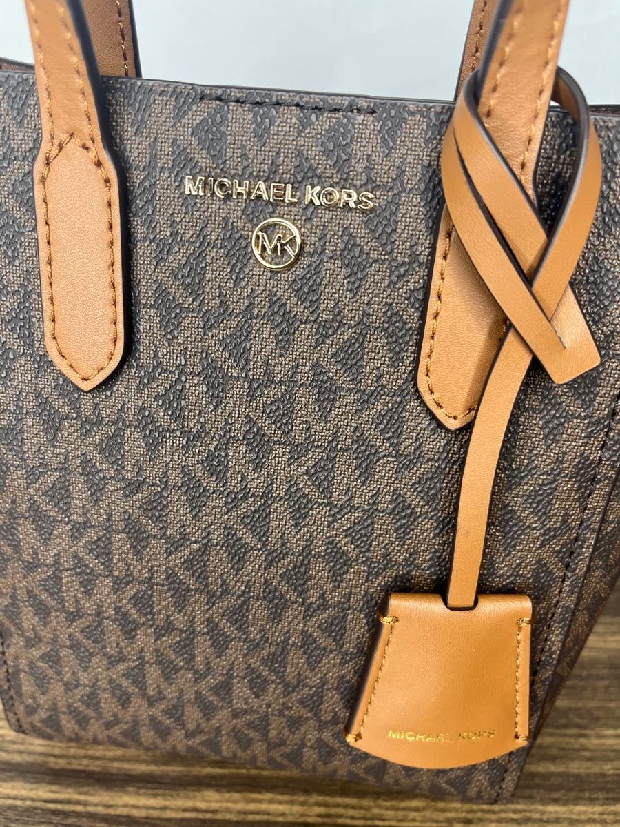 超美品 MICHAEL KORS マイケルコース シンクレア ショルダー 超美品 MICHAEL KORS マイケルコース シンクレア ショルダー