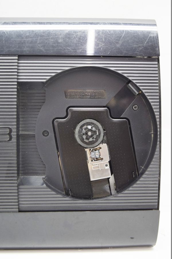 D279H 035 SONY PS3 CECH-4000B 250GB ブラック 本体のみ 現状品 ジャンクの画像3