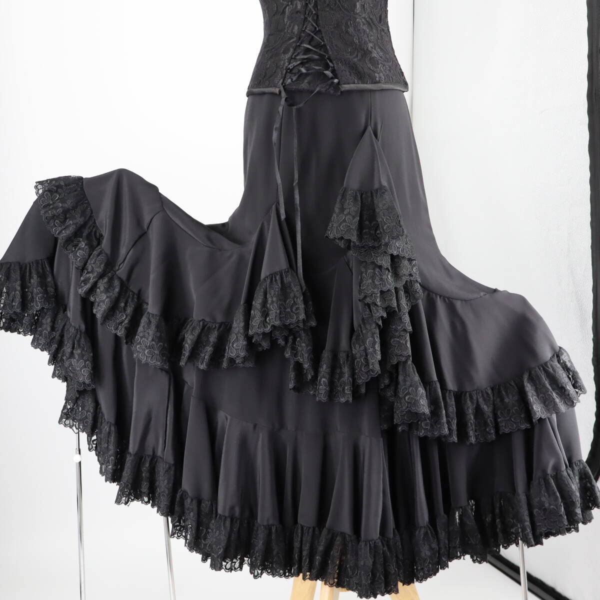 美品 フラメンコ衣装】オールブラック×レース地 SONIA JOHNES 美品 フラメンコ衣装】オールブラック×レース地 SONIA JOHNES