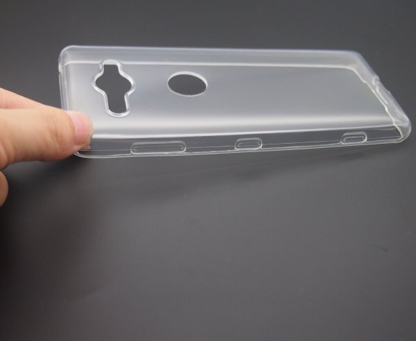 Xperia XZ2 Compact SO-05Kケース 全透明☆ドット加工★TPU柔らかく装着簡単の画像3