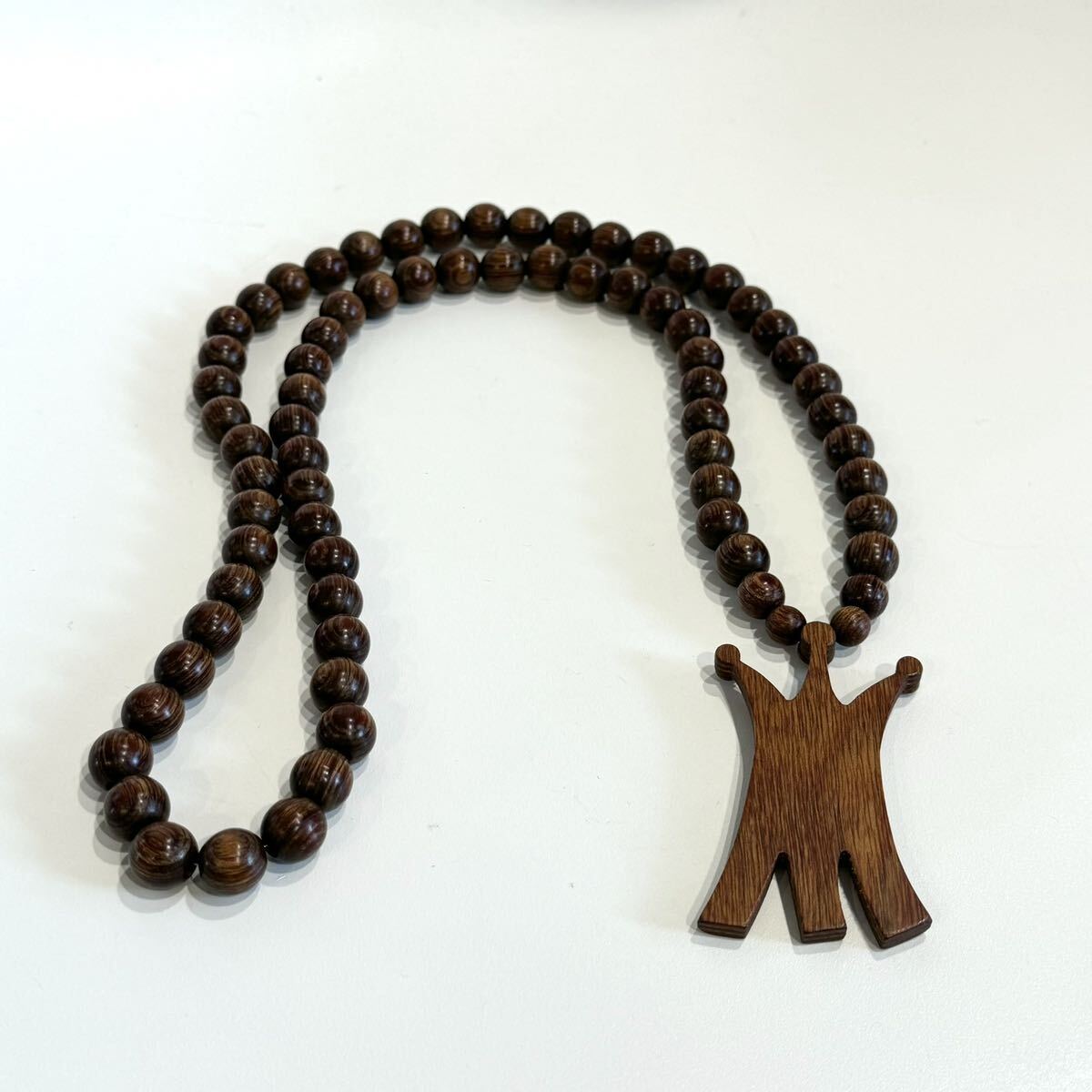  ultra rare reverse side . Vintage! Mac dati wooden beads necklace beautiful goods cheap!