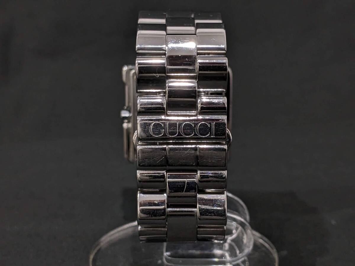 【46106】GUCCI グッチ 3600M クオーツ QZ 黒文字盤 ブラック シルバーカラー SS Gマーク スクエア メンズ 腕時計 スイス製 稼働品の画像5