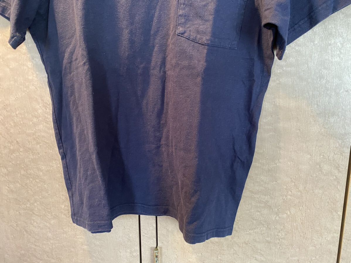 送料最安230円から ハリウッドランチマーケット BLUEBLUE 半袖Tシャツ M 紺 ネイビー ポケット / 古着 USED 中古 アメカジ HRM FRUIT LOOM_画像8