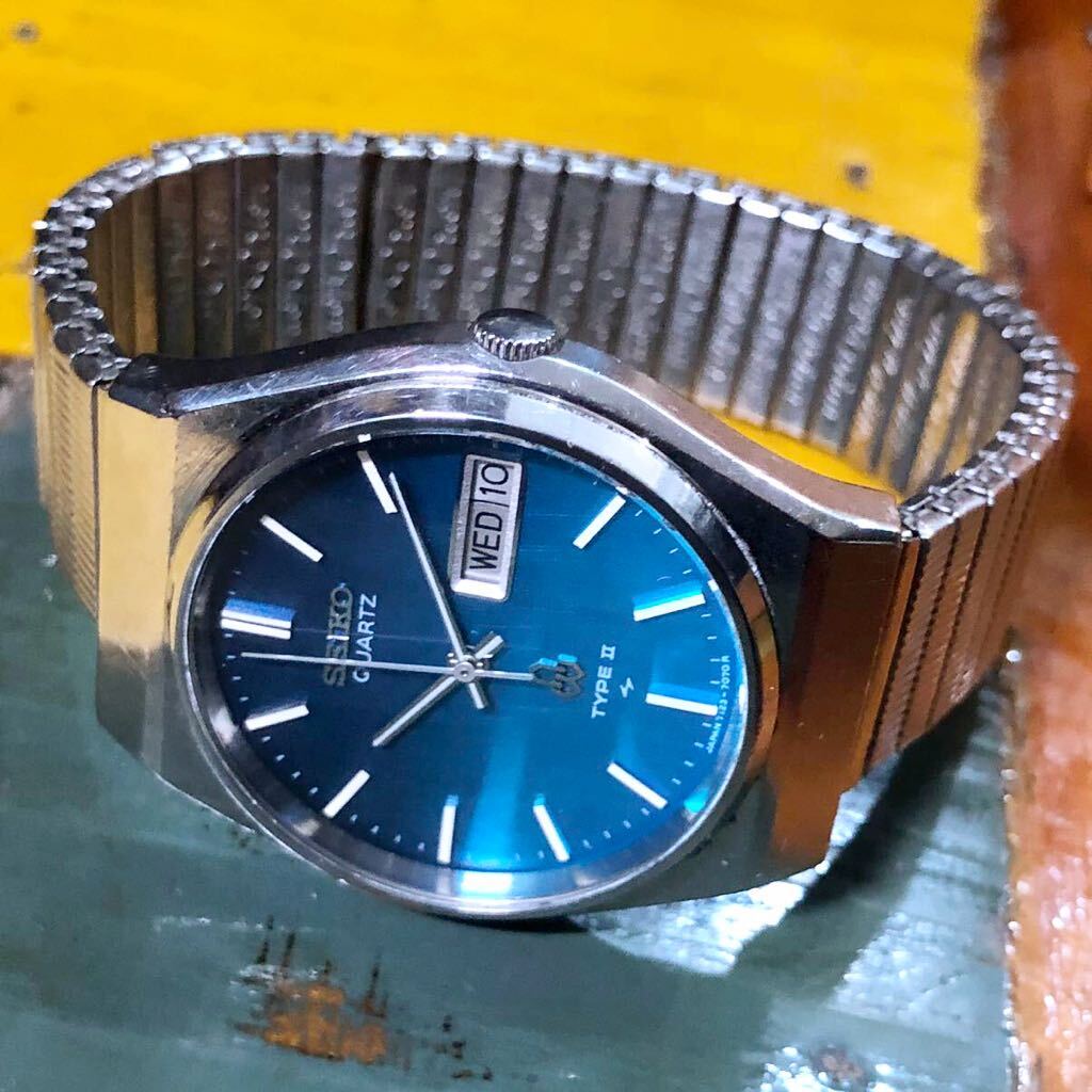 【即決/送料無料】 SEIKO TYPEⅡ vintage quartz 7123-7070 セイコータイプツー ブルーグラデーション ビンテージウォッチ 中古腕時計_画像3