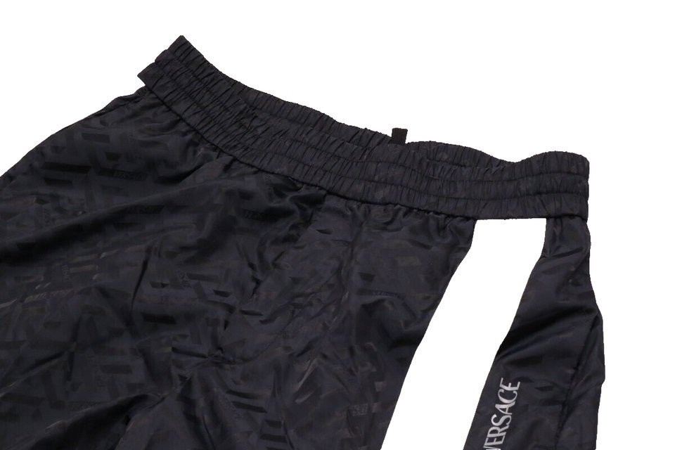 ヴェルサーチ ベルサーチ ナイロン パンツ ブラック グレカロゴ サイズ50 Versace Giubbino Con Logo NYLON TRACK PANTS 新品_画像7