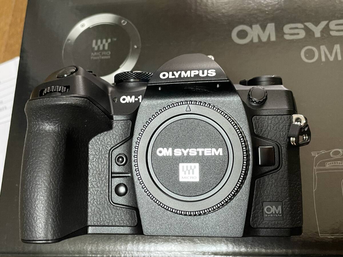 【新同品】OM SYSTEM OLYMPUS OM-1 ボディ オリンパス シャッター数：89 ミラーレスの画像2