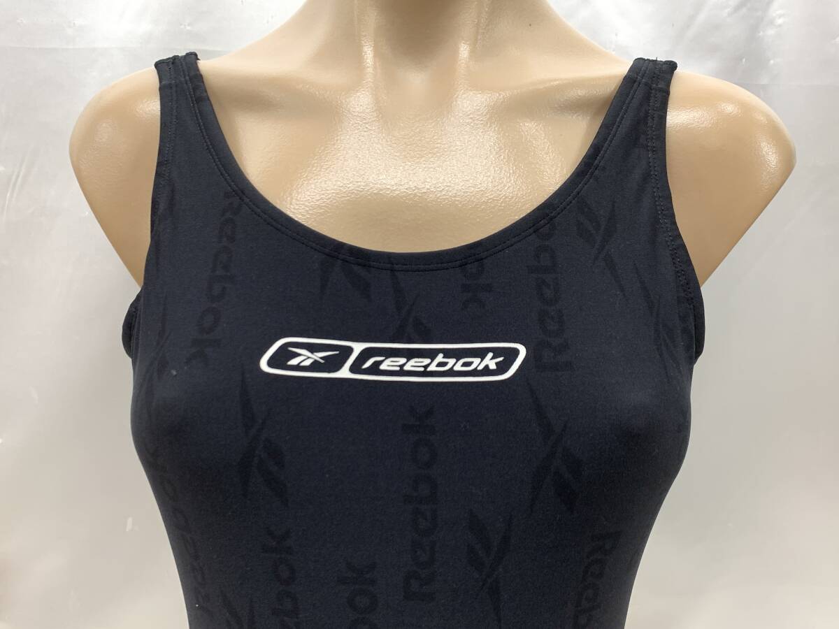 r1_6919ｗ ★定形外 配送★ 美品 Reebok リーボック ハイカット競泳水着 ロゴ透かし模様 ブラック Lサイズの画像2