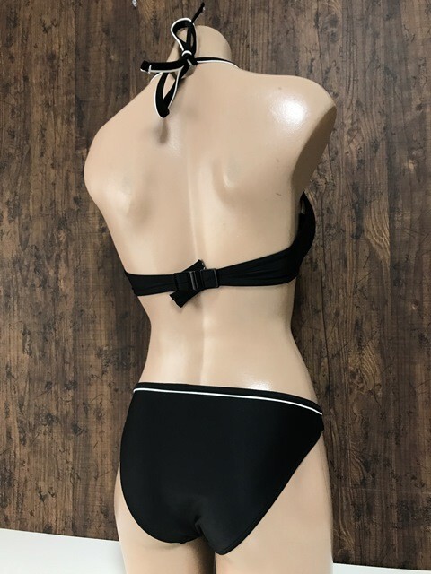 ss_0497y * outside fixed form delivery * beautiful goods Lacoste made in Japan wire go in lustre black white line piping separate is ikatto bikini swimsuit 9M