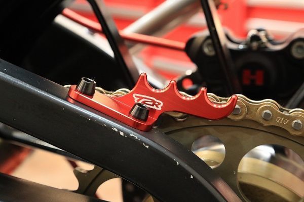 1 jpy selling up! chain hook [ MC21 ][ black / red / Gold ] NSR250R T2Racing