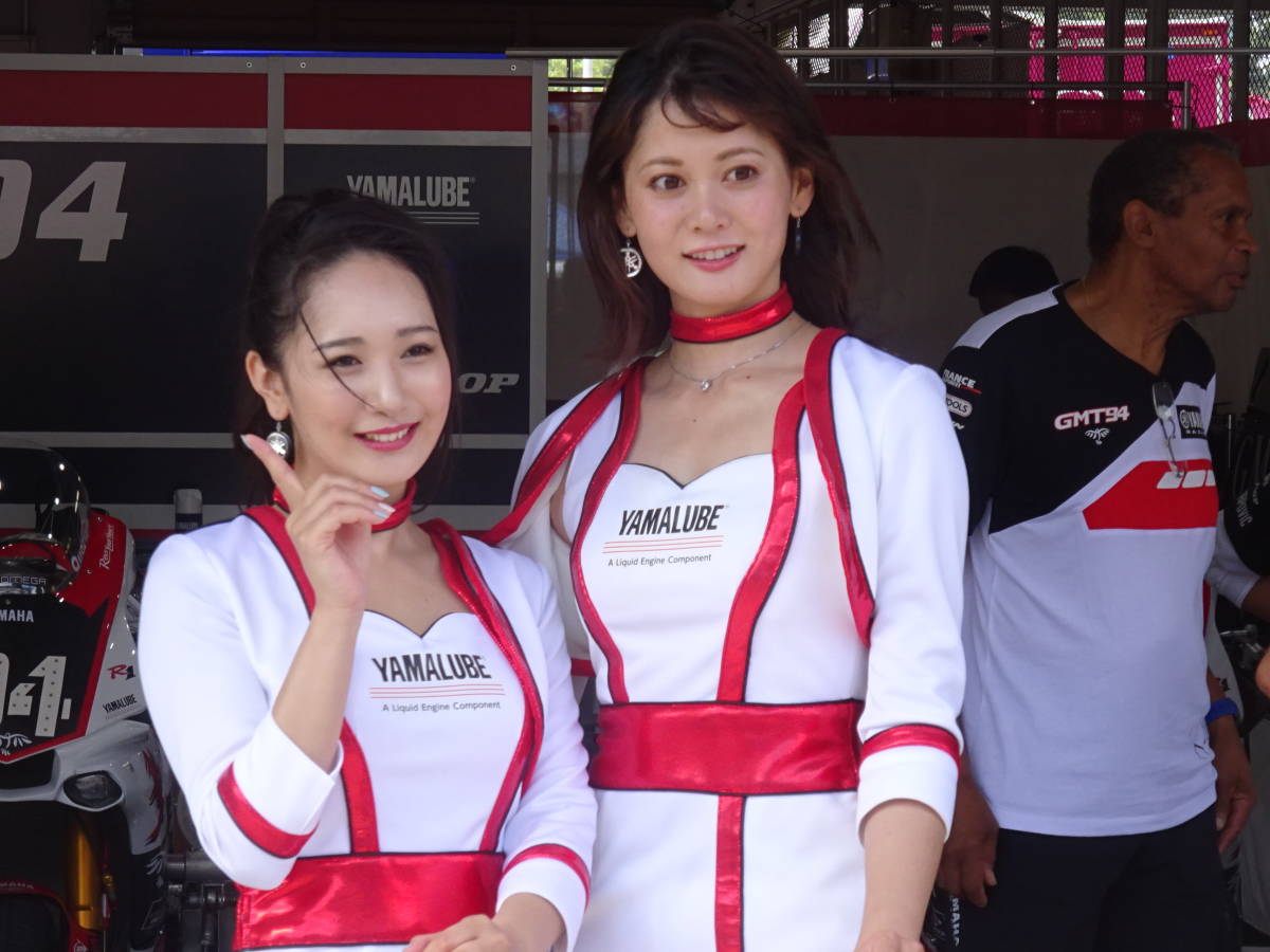 2018 鈴鹿8耐【YAMAHA FACTORY RACING TEAM #21】ヤマハレーシング 応援フラッグ&うちわ&ステッカー×2枚 計4点セット_画像7