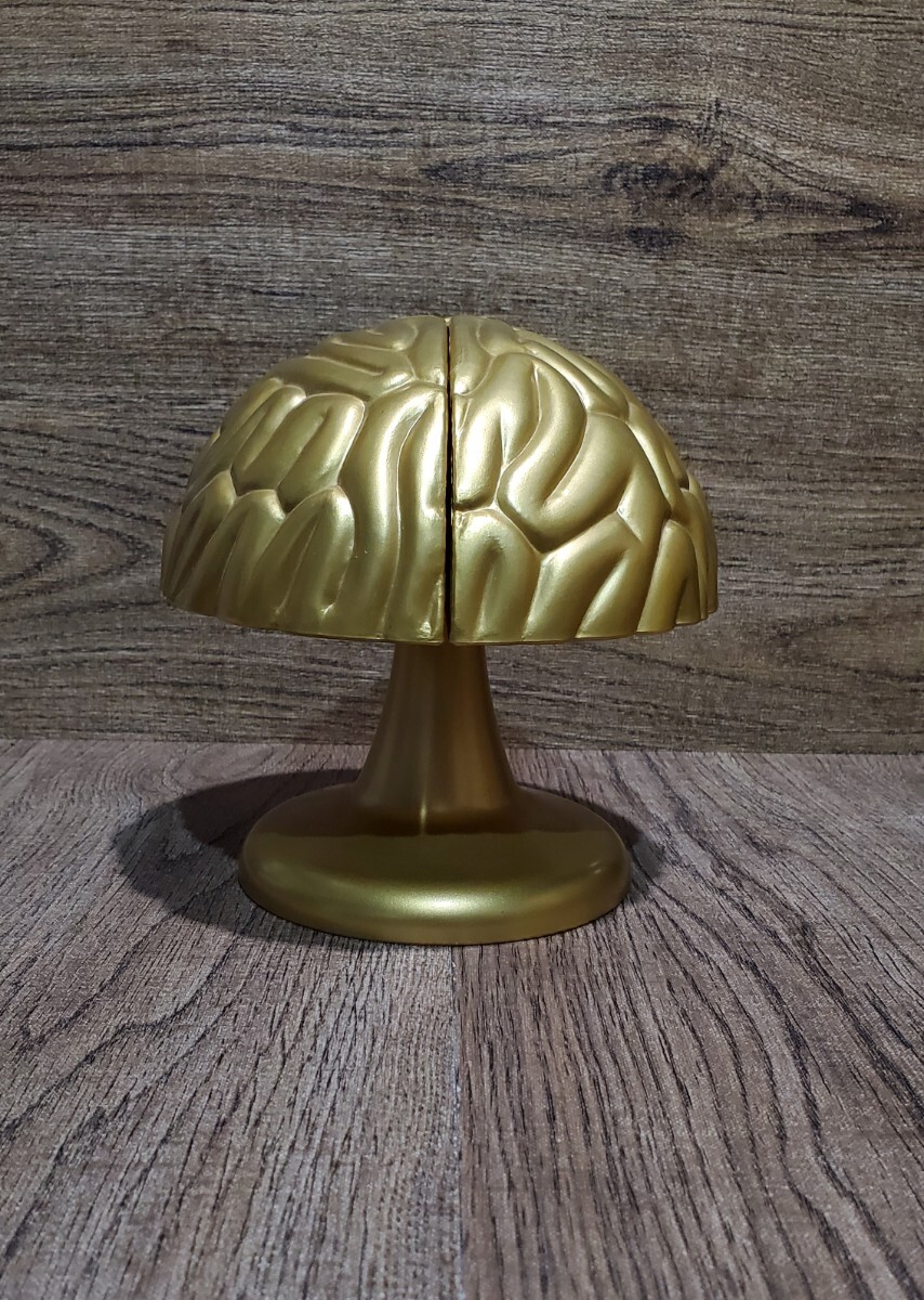 ゴールデンブレイン 黄金の脳 プライズ景品 トリビアの泉 レプリカ 金の脳 メロンパン入れ 置物 フィギュア オブジェ 小物入れの画像5