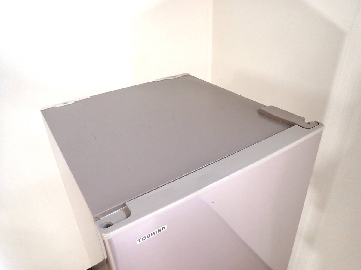 中古冷凍冷蔵庫TOSHIBA GR-G34S(NP) 東芝340L 右開き3ドア2人 中古冷凍冷蔵庫TOSHIBA GR-G34S(NP) 東芝340L 右開き3ドア2人