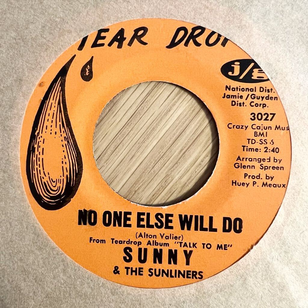 【45】ローライダークラシック！SUNNY & THE SUNLINERS / OUT OF SIGHT,OUT OF MIND / CHICANO /7inch EP 60s 50s oldies / LATIN SOUL R&Bの画像2