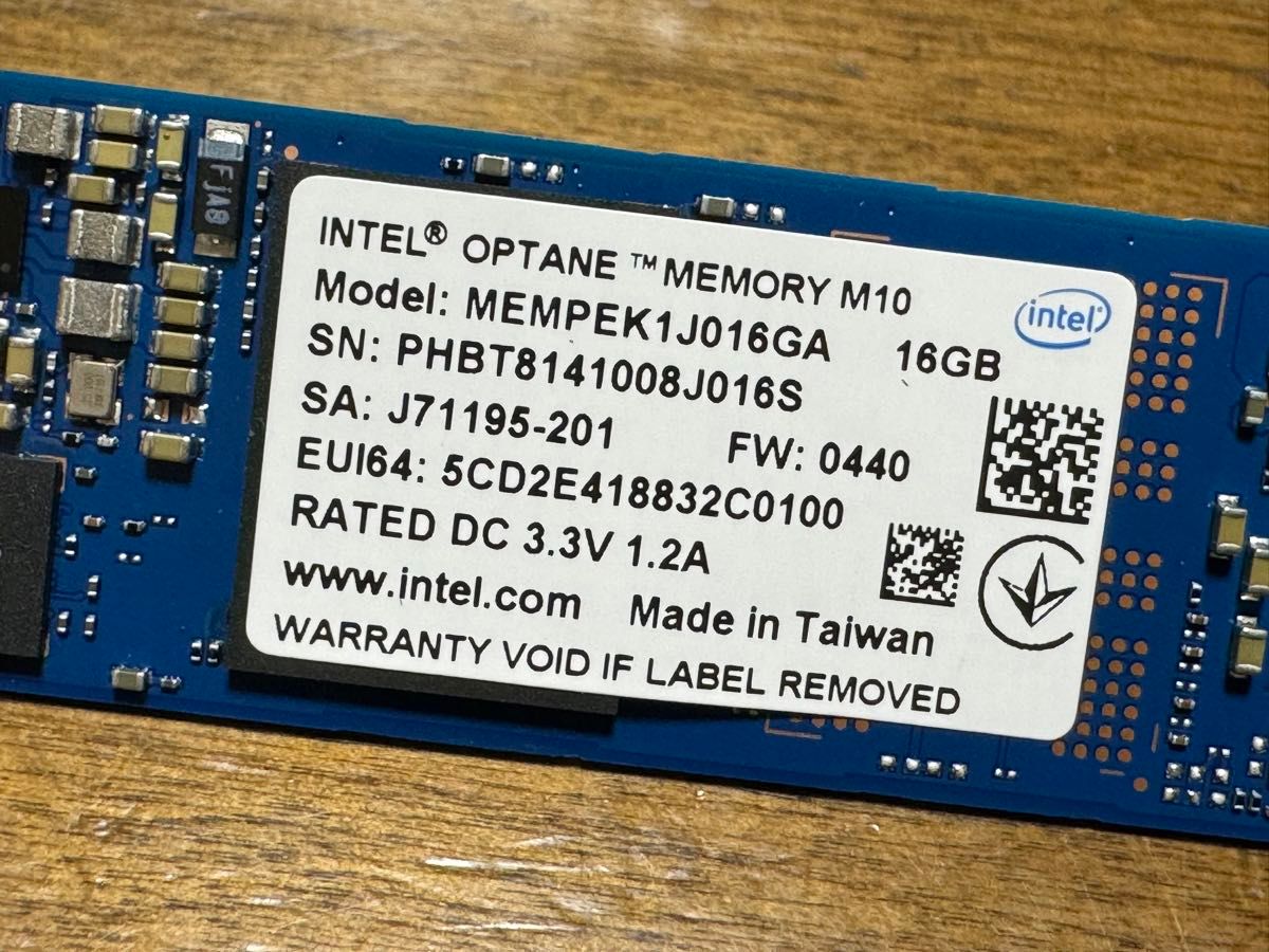 未使用品　インテル　optane 16GB m2 SSD 2点セット