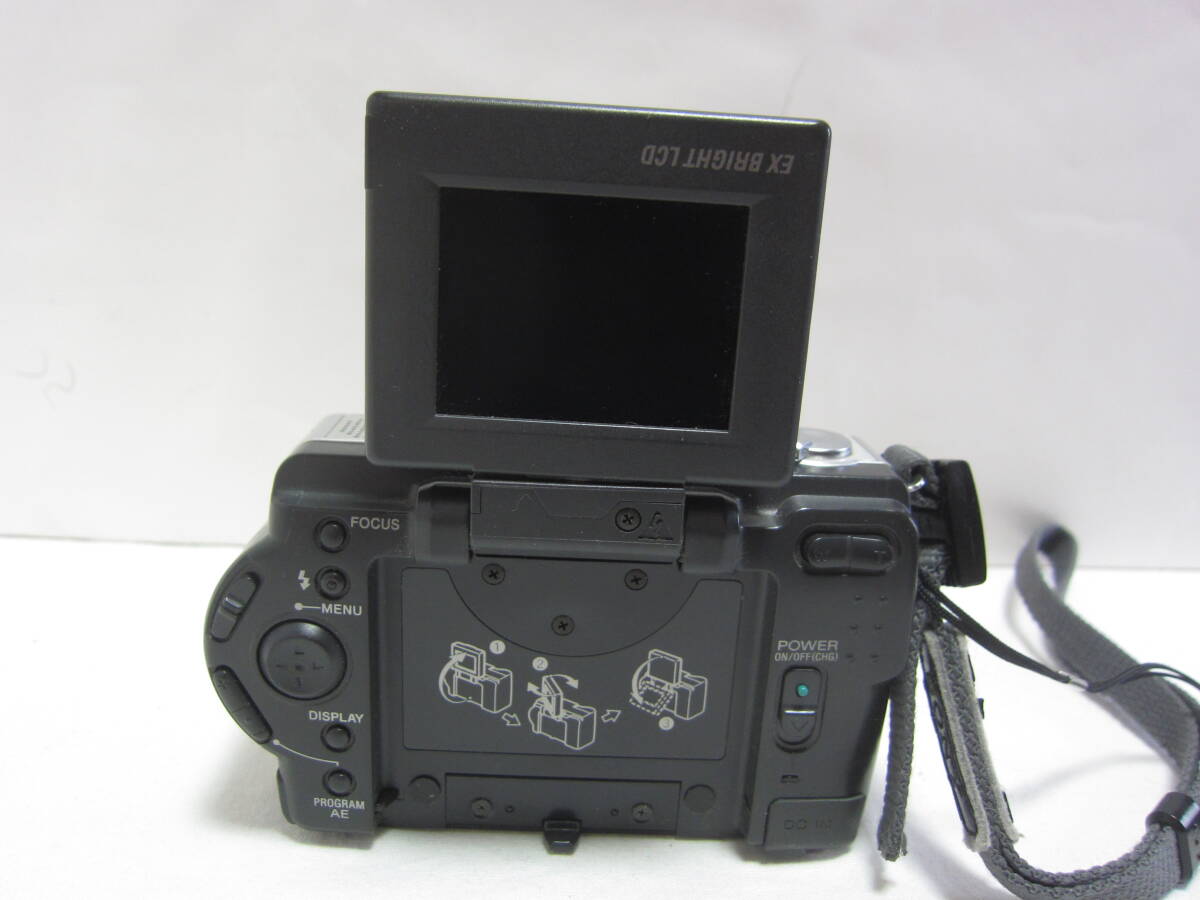 ** SONY ** SONY Cyber-shot DSC-S50 6x ソニーコンパクトデジタルカメラ ジャンク。_画像6