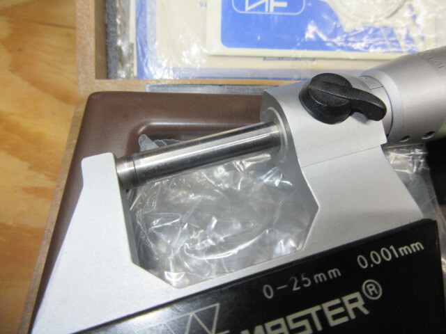 TESA マイクロ テサマスター 0-25mm 良品 IN825 TESA マイクロ テサマスター 0-25mm 良品 IN825