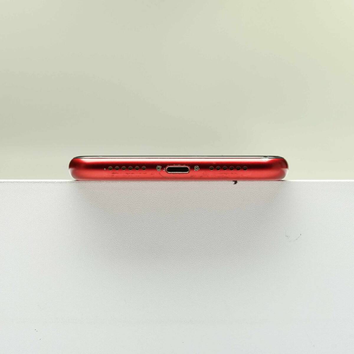 iPhone 11 64GB (PRODUCT)RED SIMフリー 訳あり品 ジャンク 中古本体 スマホ スマートフォン 白ロムの画像6