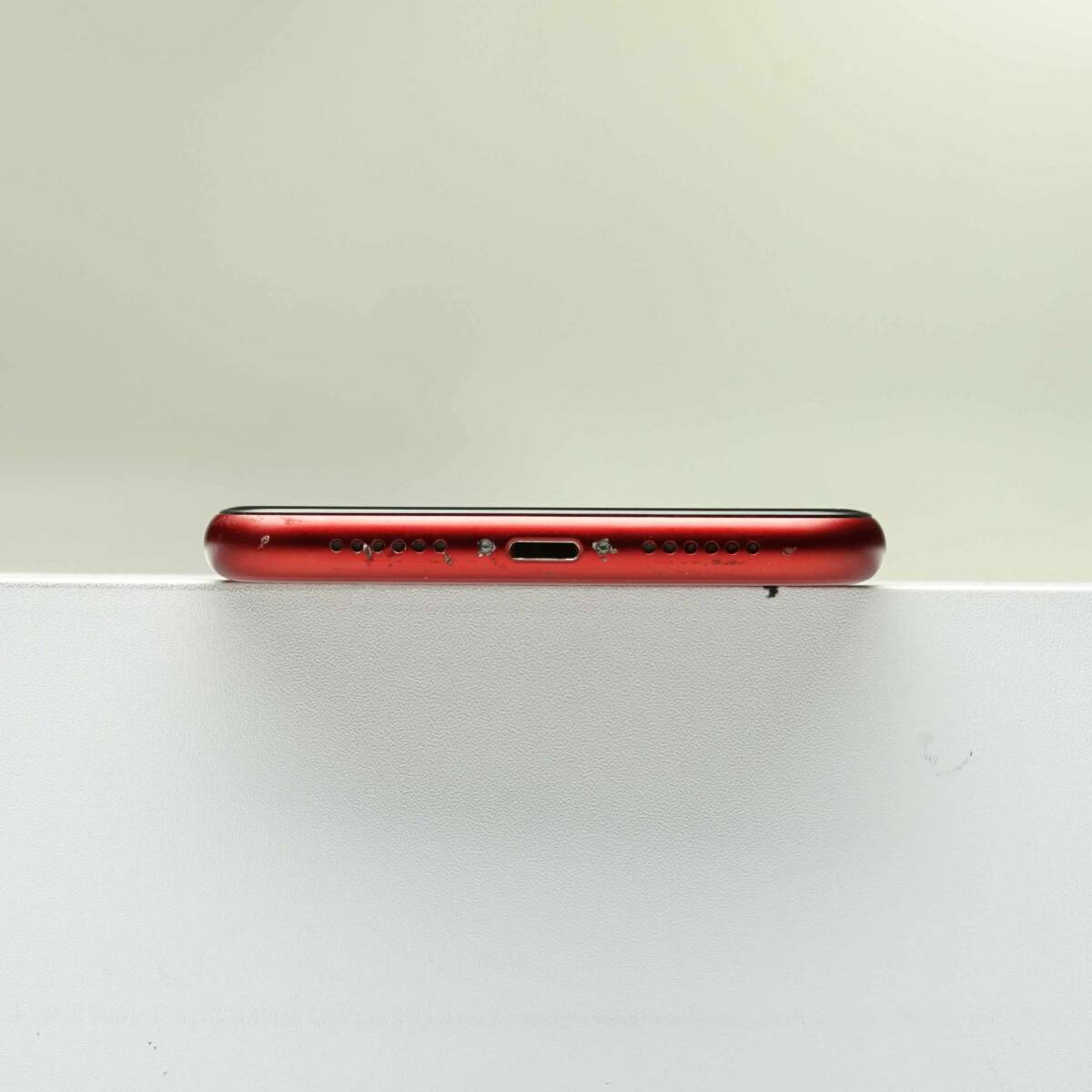 iPhone XR 64GB (PRODUCT)RED SIMフリー 訳あり品 ジャンク 中古本体 スマホ スマートフォン 白ロムの画像6