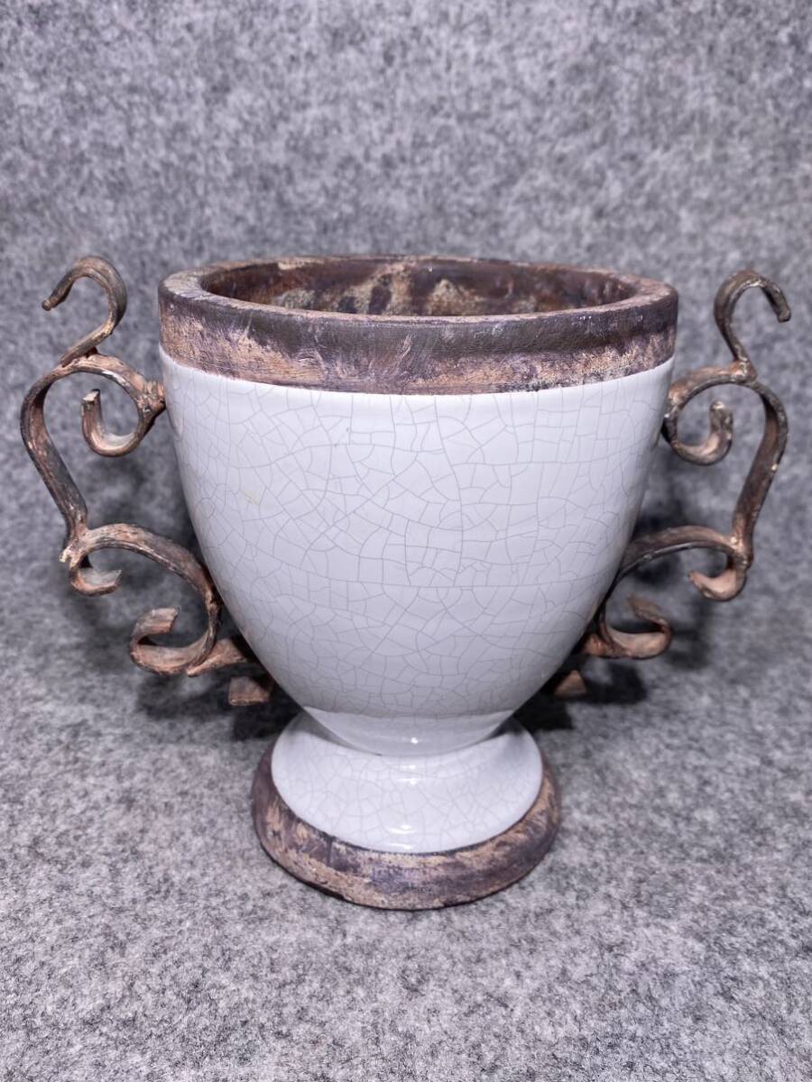アンティーク風 陶器&鉄 フラワーベース 植木鉢 花瓶 高さ16cm ★ アンティーク ビンテージ 花器 かわいい プランターの画像1