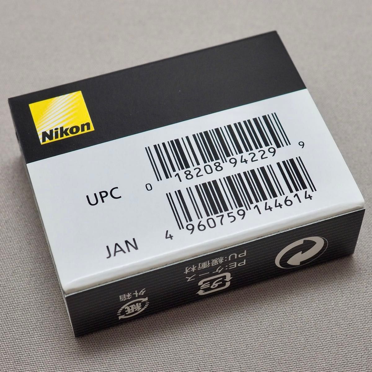 ニコン Nikon PB-810 D810 ピンバッジ