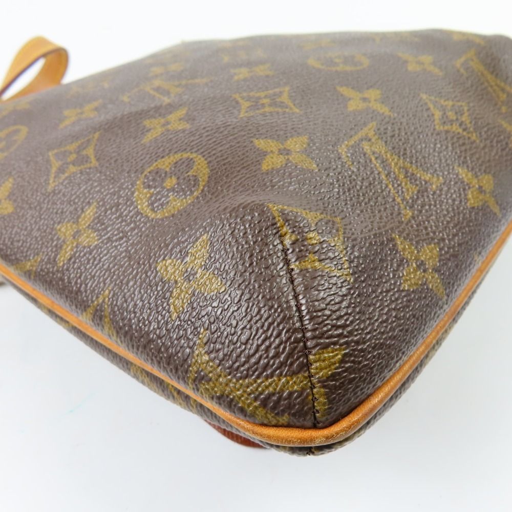 79657LOUIS VUITTON ルイヴィトン 中極美品 ミュゼットサルサショート ヴィンテージ モノグラム ショルダーバッグ PVC ブラウン レディース_画像6