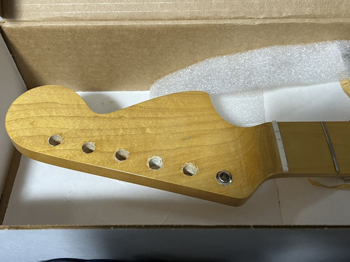 [ジャンク 1円スタート]現状品 warmoth mustang 貼りメイプルネック フレット6150の画像4