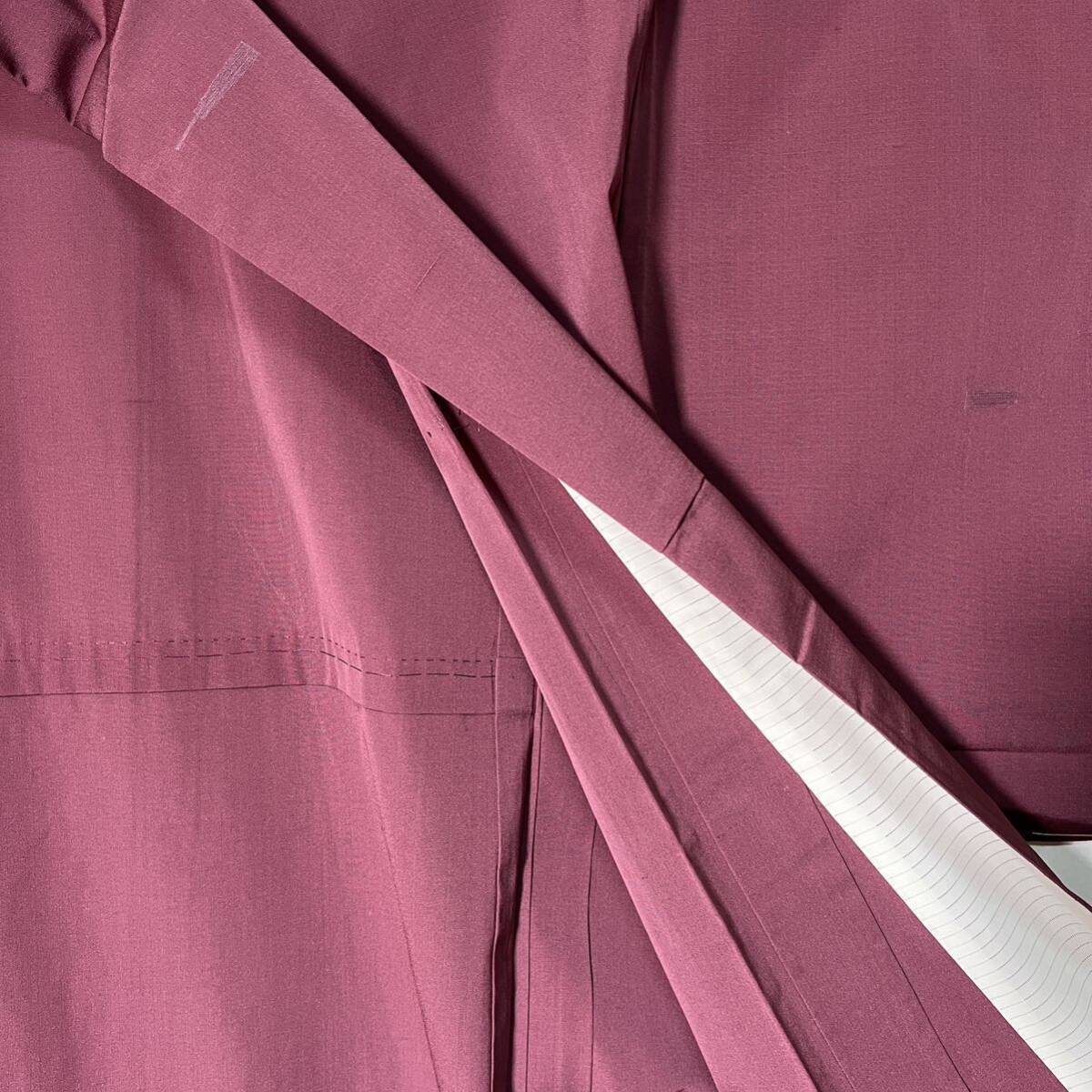 【wellriver】 単衣 夏用 着物 紗 正絹 袖 一部しつけ糸付 身丈162.5cm 上品 和服 和装 #B557！の画像9