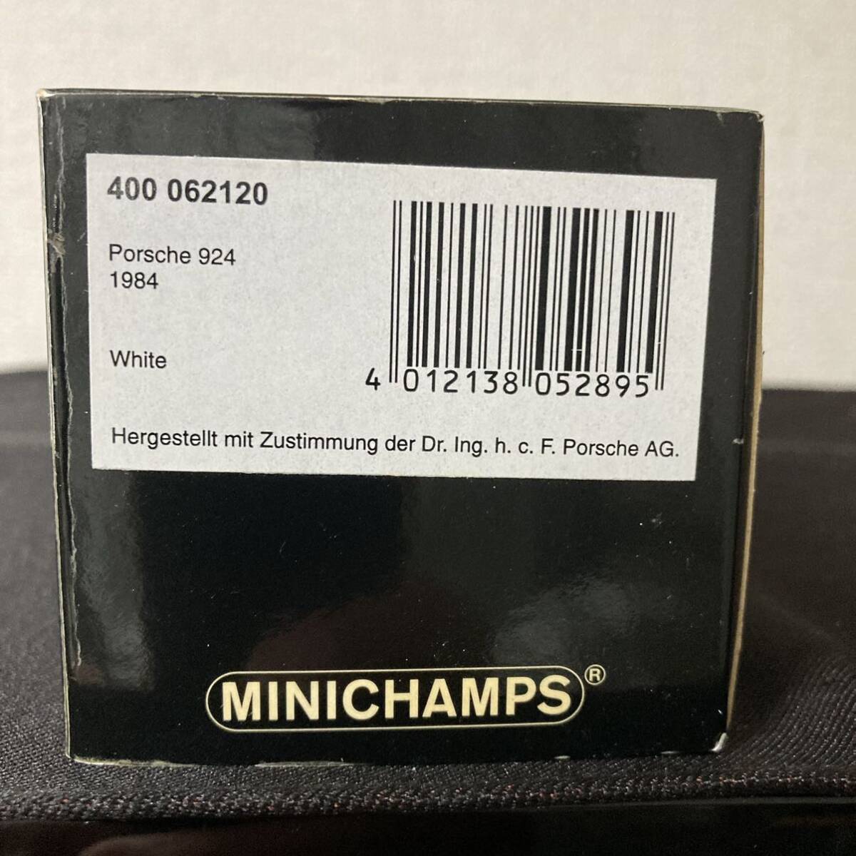 1/43 ミニチャンプス ポルシェ　924 ホワイト　minichamps porsche _画像10
