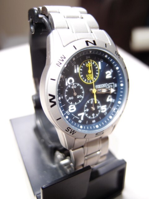 SEIKO セイコー 腕時計 クロノグラフ 7T92-0DX0 100M 紺 文字盤 / クオーツの画像3