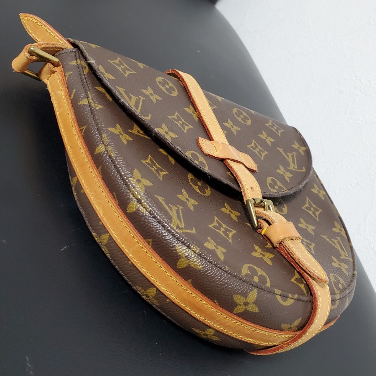 1円～LOUIS VUITTON ルイヴィトン モノグラム シャンティー ショルダーバッグ ポシェット 斜め掛け M51233 935_画像3