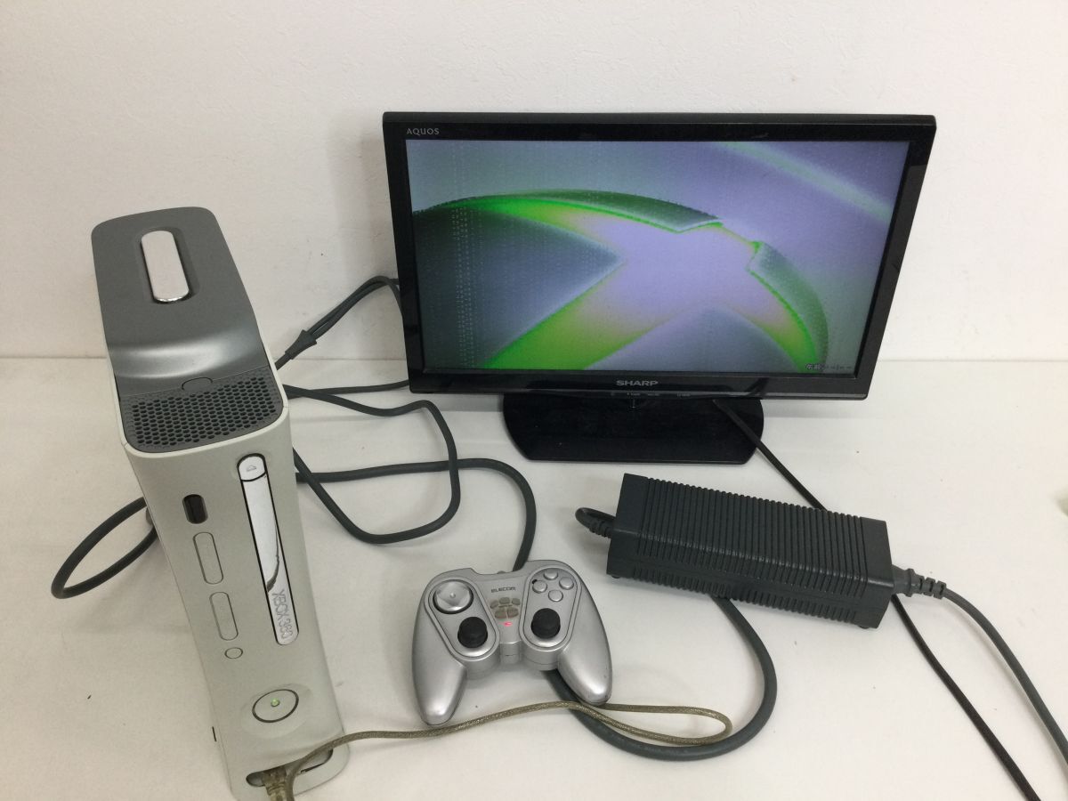 ●代DM082-100　【通電確認済み】　xbox360 本体 コントローラー 付属品セット　インカム ソフト・元箱付き_画像2