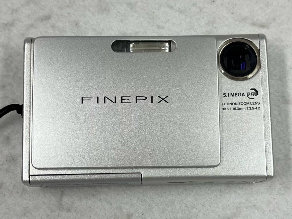 33997【FINEPIX Z3】FUJIFILM/フジフイルム ファインピックス スタンド充電器CP-FXZ3 コンパクトデジカメの画像2