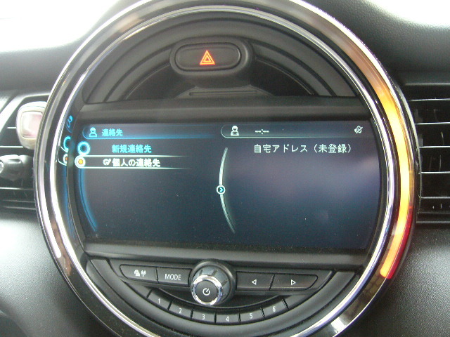 (^^♪　BMW　MINI　ミニ　F55　ナビ付ヘッドユニット　モニター　コントローラーセット　タッチ非対応　O52404066 2017年_画像7