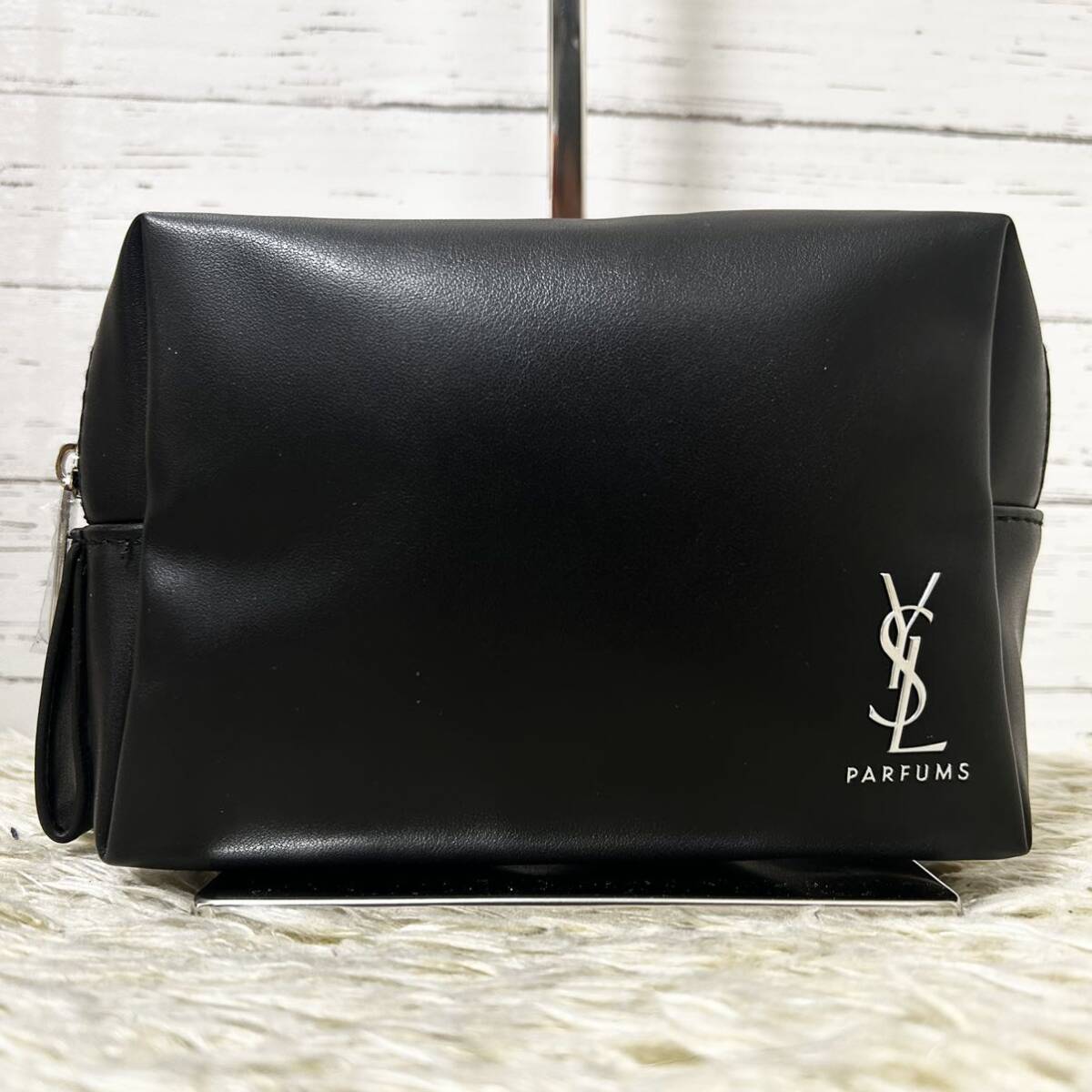 1 jpy / new goods unused YVES SAINT LAURENT YSL Yves Saint-Laurent second bag clutch bag Logo men's silver 