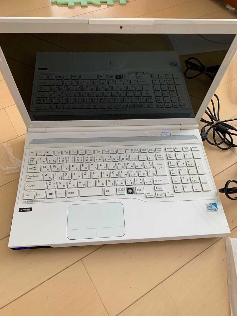 中古 富士通 FUJITSU LIFEBOOK AH42/J 「ジャンク品」