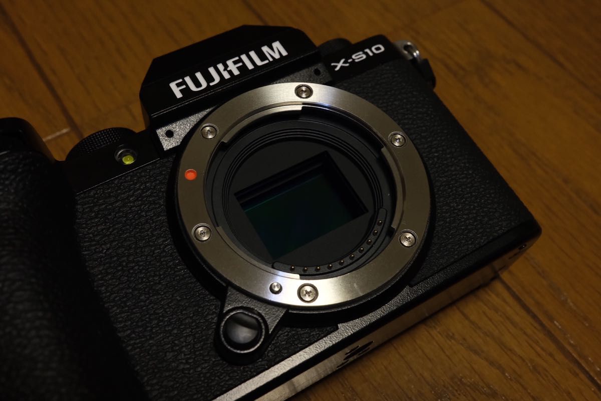 富士フイルム FUJIFILM X-S10 ブラック