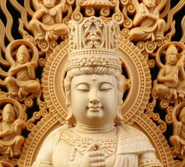 極上品/綺麗 総檜材　仏教工芸品　木彫仏教　精密彫刻　仏師で仕上げ品 大日如来座像
