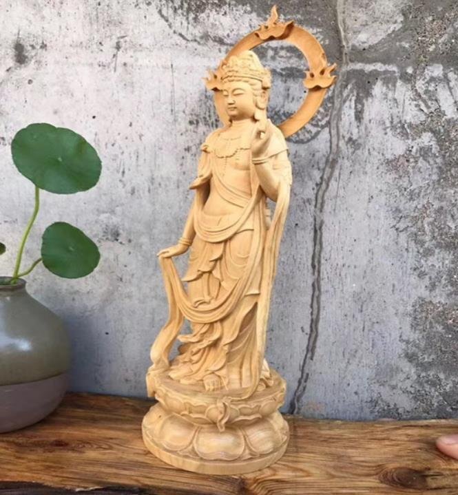 国内稀少★極上の木彫 仏教美術 精密彫刻 仏像 手彫り 極上品 大勢至菩薩像の画像2